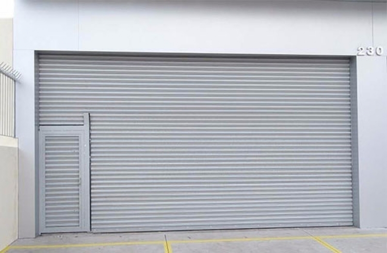 Manutenção de Porta de Enrolar para Garagem Preço Santa Isabel - Manutenção de Porta de Enrolar em Alumínio