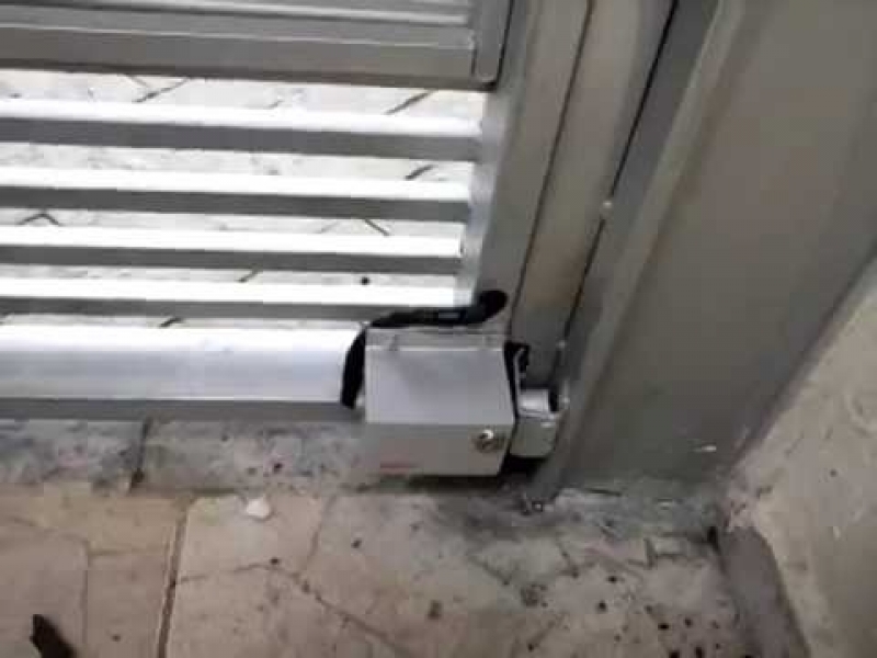 Portão Automático com Trava na Santa Efigênia - Portão Automático Basculante