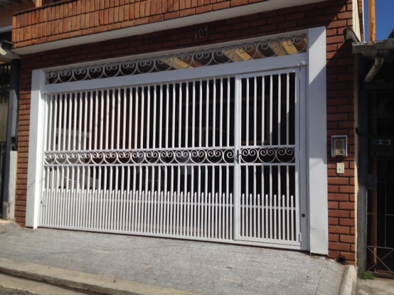 Portões para Garagens Basculantes Preço em São Bernardo do Campo - Portões Basculantes Articulados