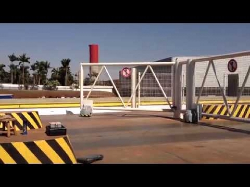 Reparos de Portão Automático em Empresa Carapicuíba - Reparo de Portão de Enrolar em Condomínio